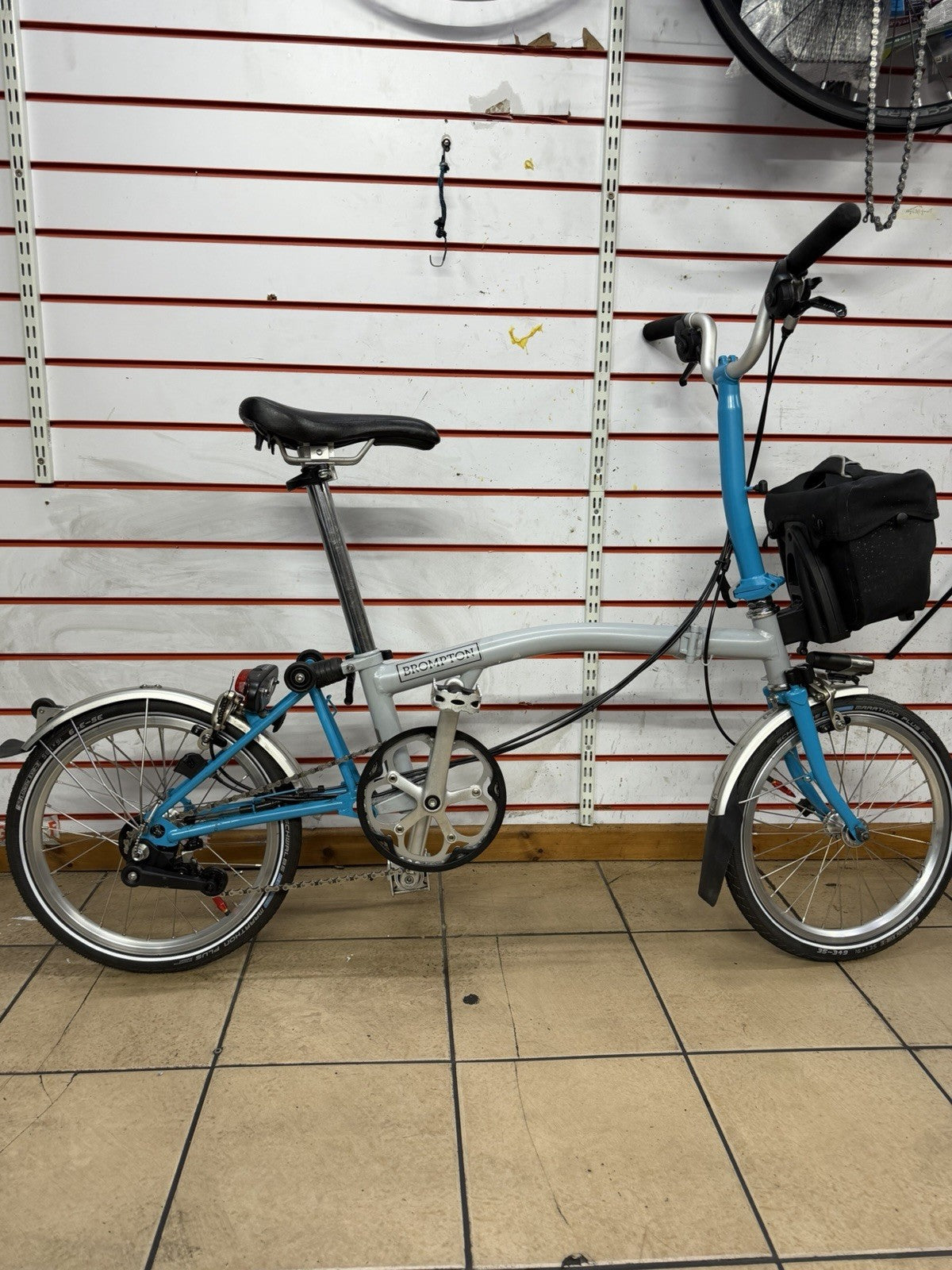 Brompton Folding Bike M6L Grey/Turquoise + Brompton Front Bag,excellent Con: