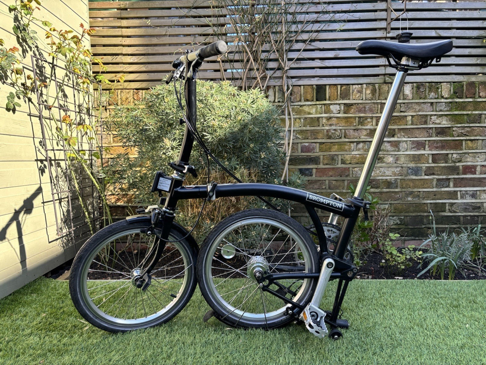 Brompton S3L C-Line Utility Low 2022 Folding Bike - Black