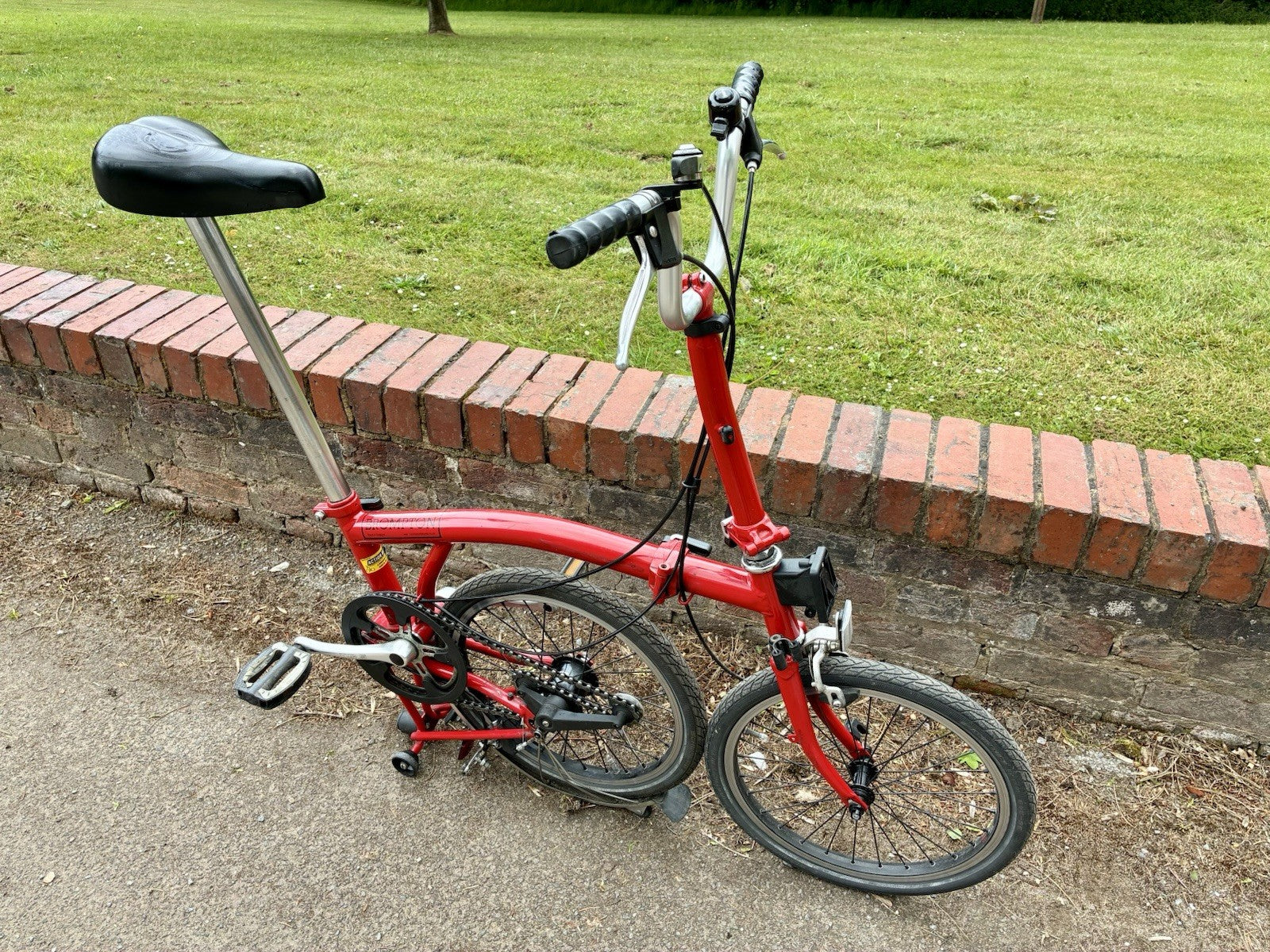 Brompton Folding Bike 3 Speed Red – Bag Block – Rickmansworth