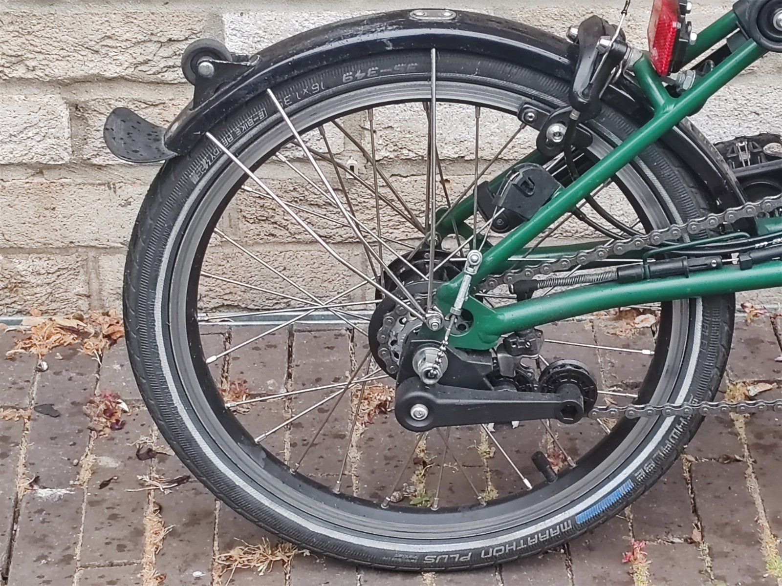 2024 Brompton C Line Explore M6L 6 Speed Folding Bike Racing Green