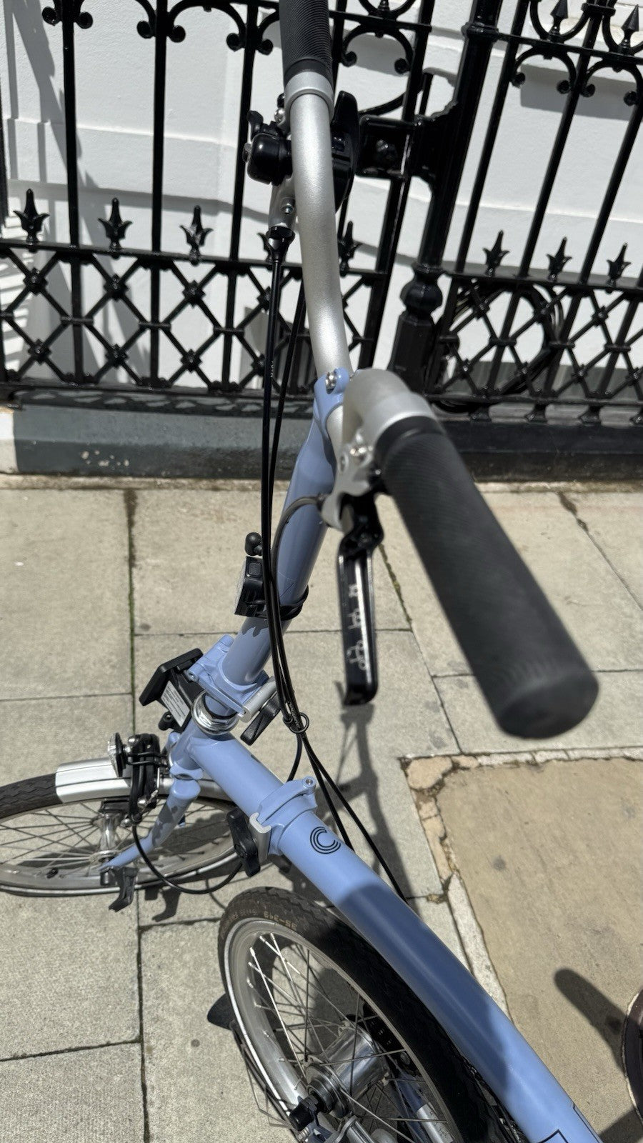 Brompton Folding Bike 3-Speed cloud blue