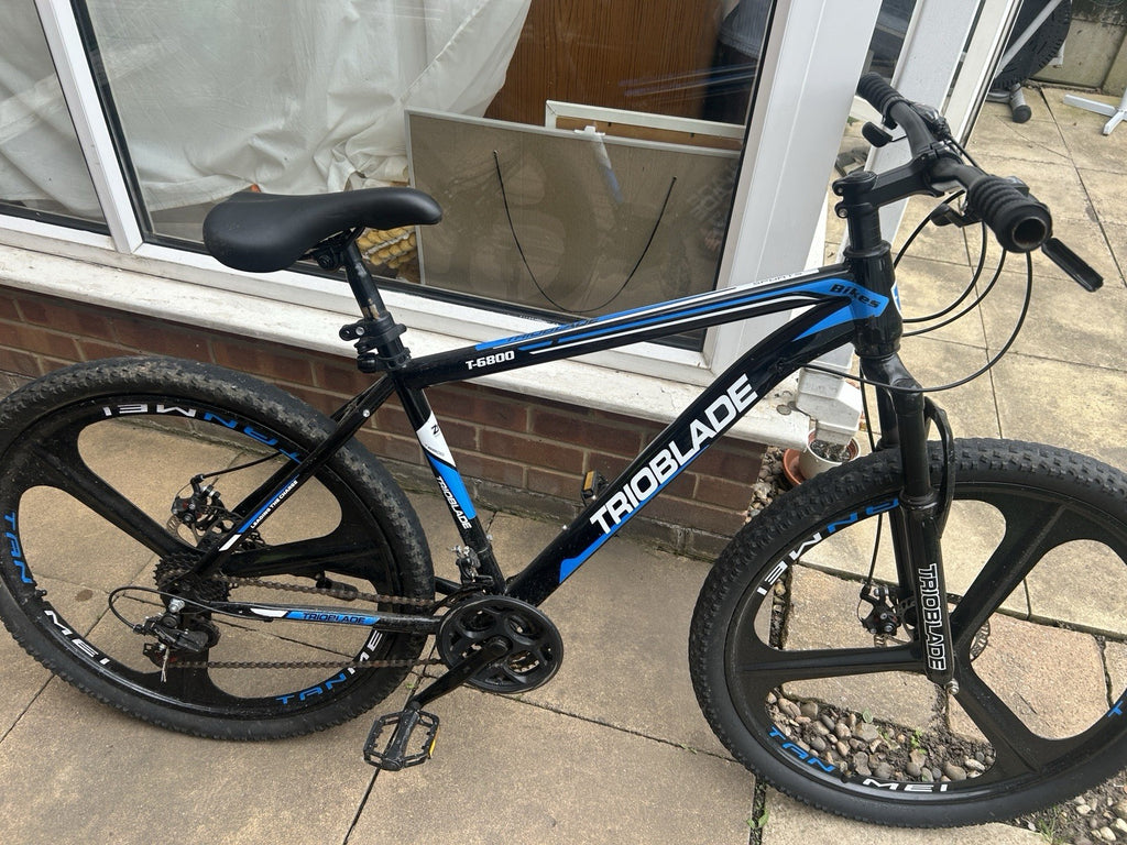 Trioblade T-6800 Mountain Bike – 21 Speed – 26" Mag Wheels