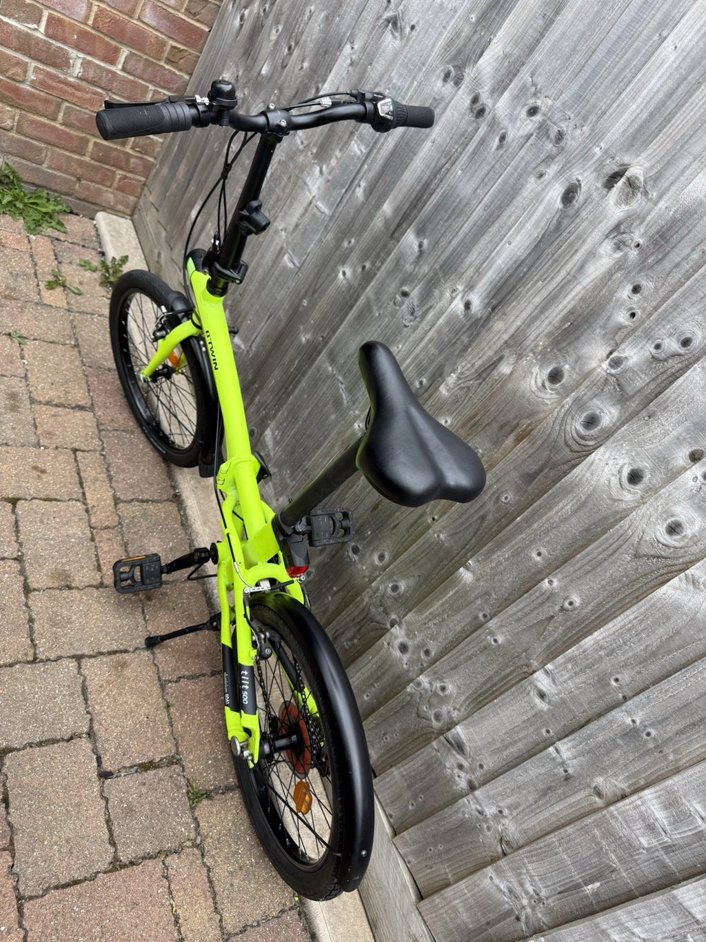 BTWIN Tilt 500 Folding Bike – Neon Green – Excellent Condition! 🚲