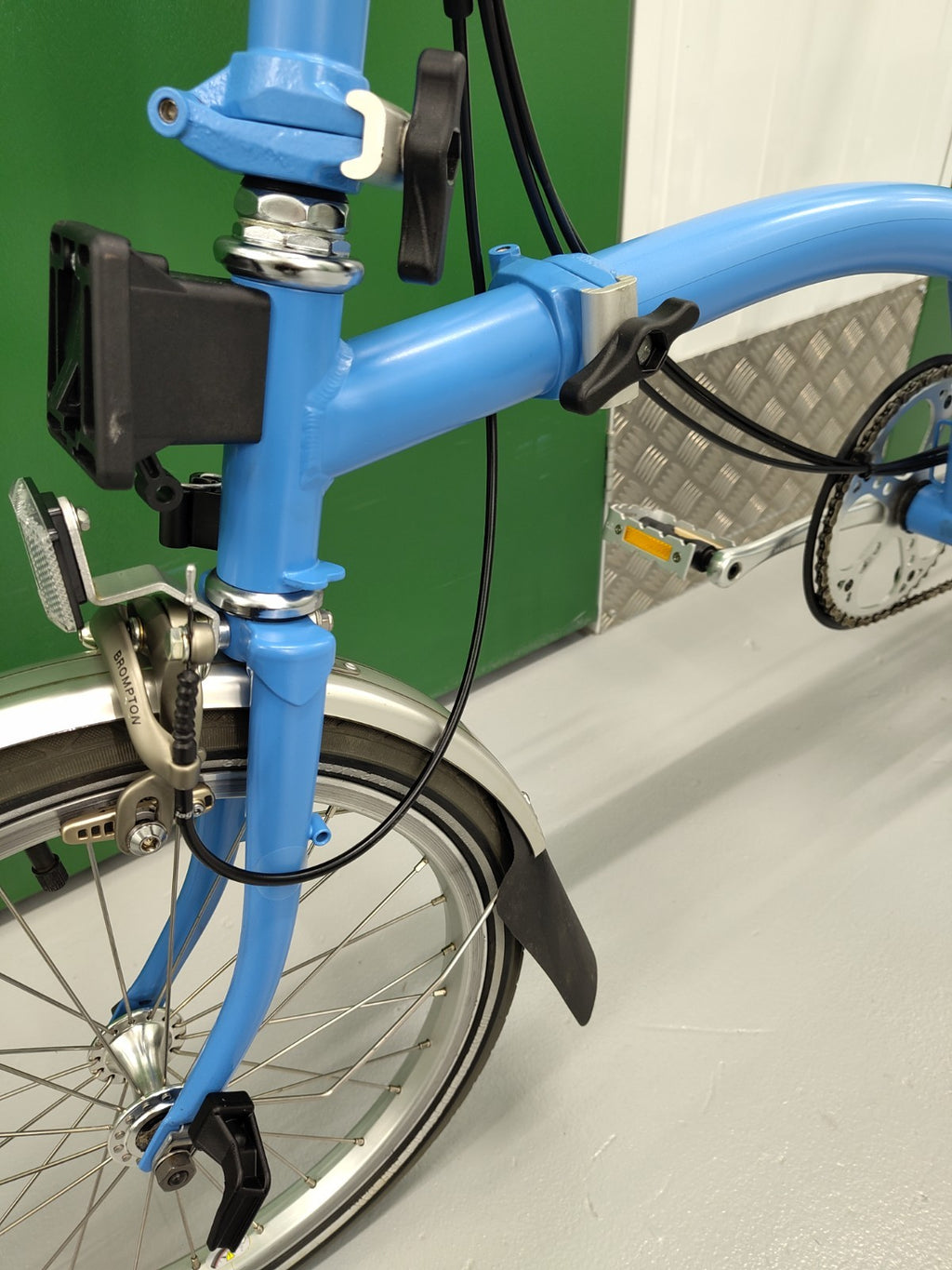 Brompton C Line Explore M6R rack mudguards six gears medium Only test ridden