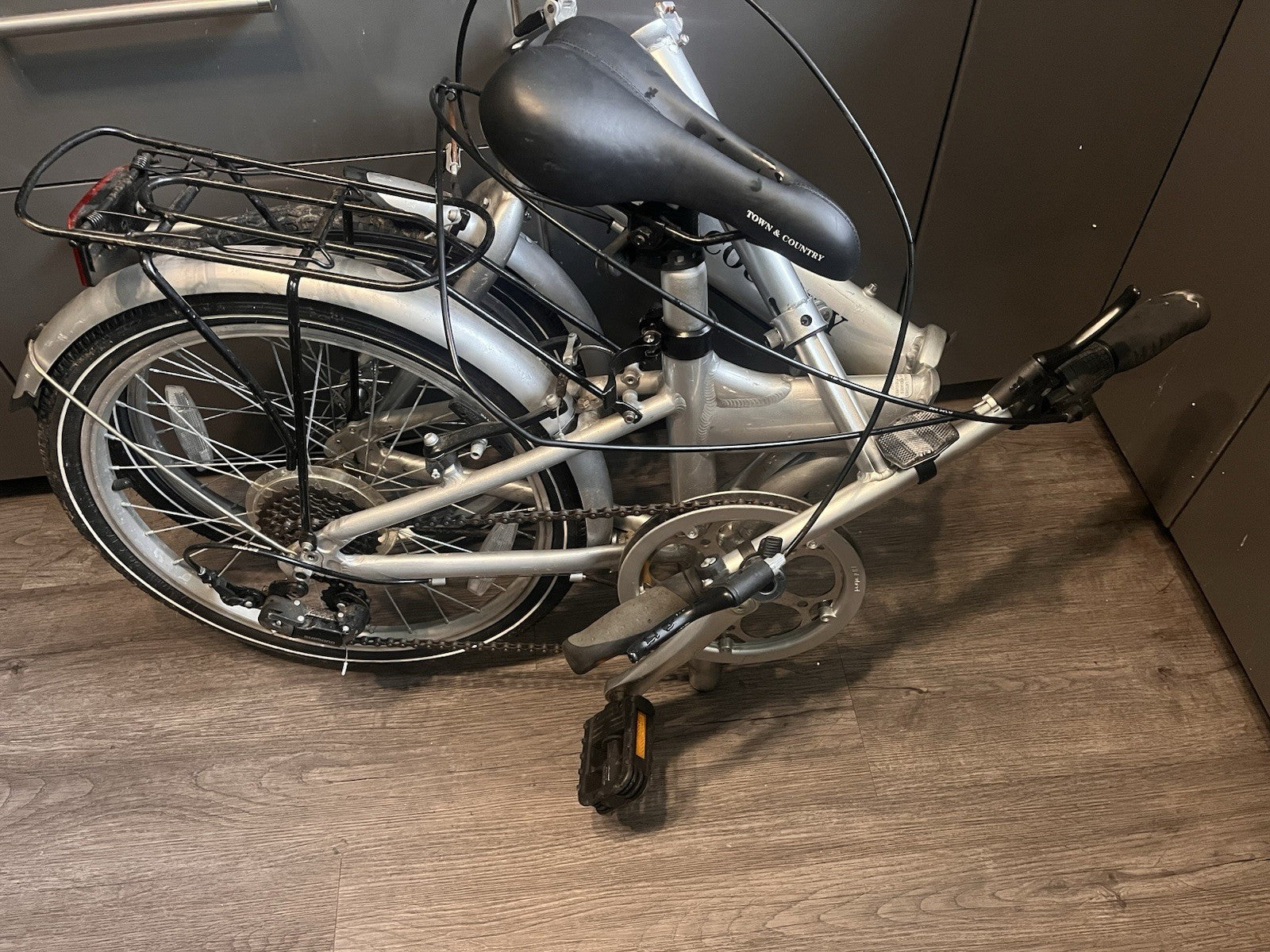 Town & Country Folding Bike 20in Silver Aluminium, Rear Rack, Mudguards