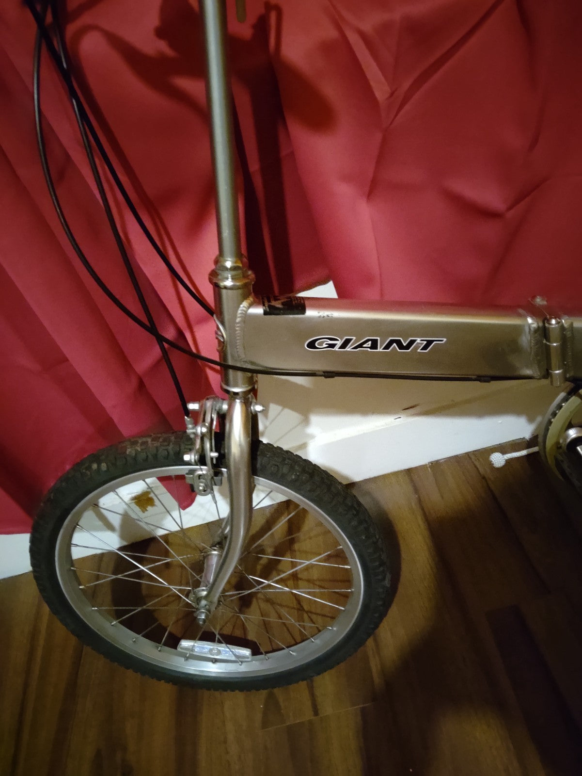 Giant  folding bicycle, very good condition.