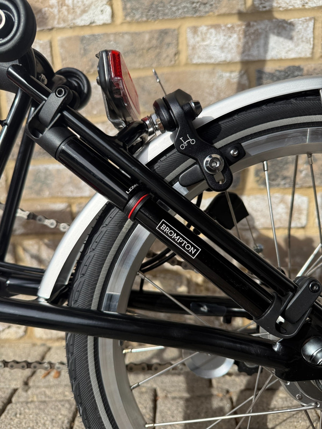 Brompton Rocket Red & Black 3 Speed Mid C Line M3L with Dynamo Lighting