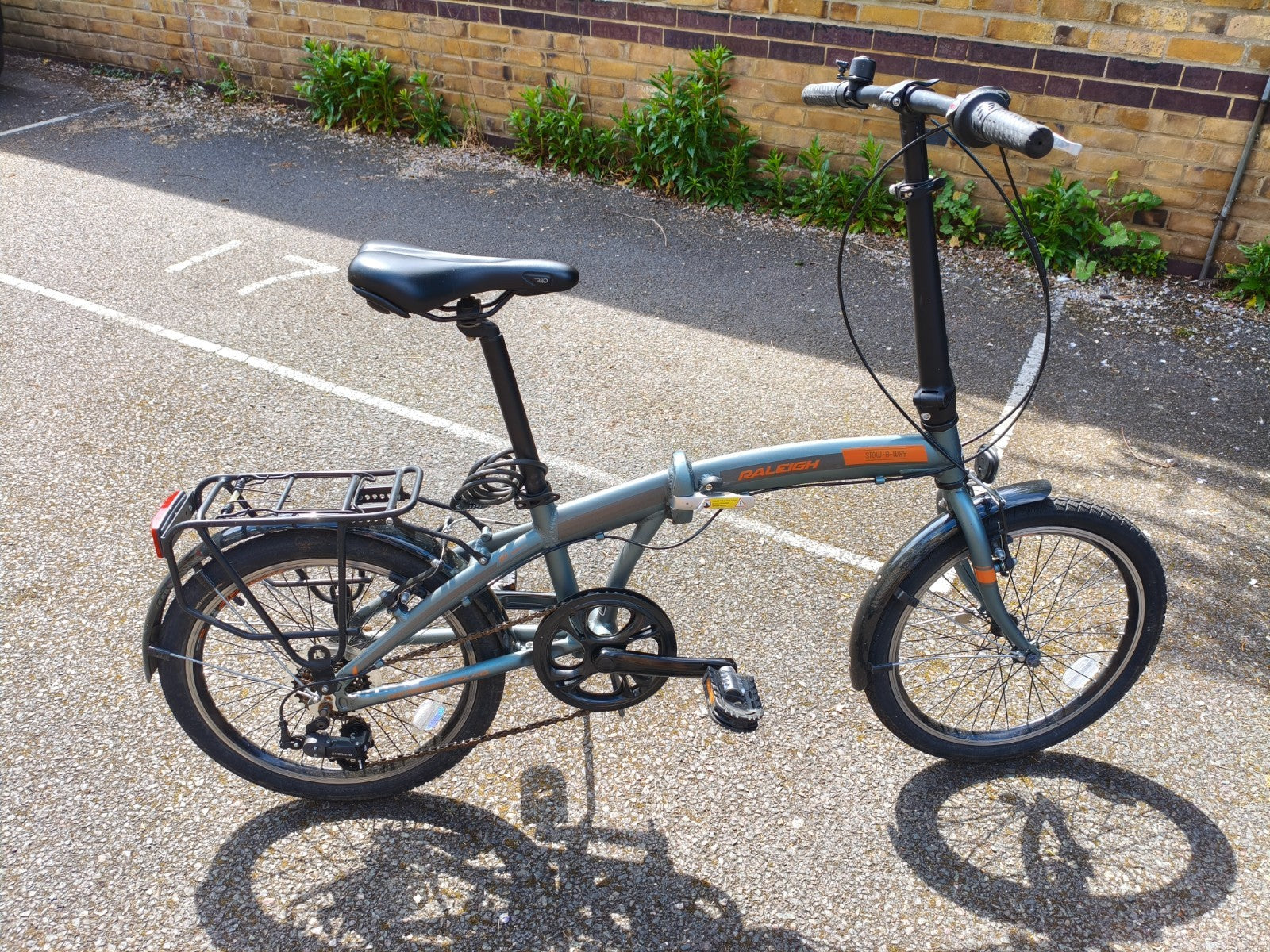 Raleigh Stowaway 7 folding bicycle
