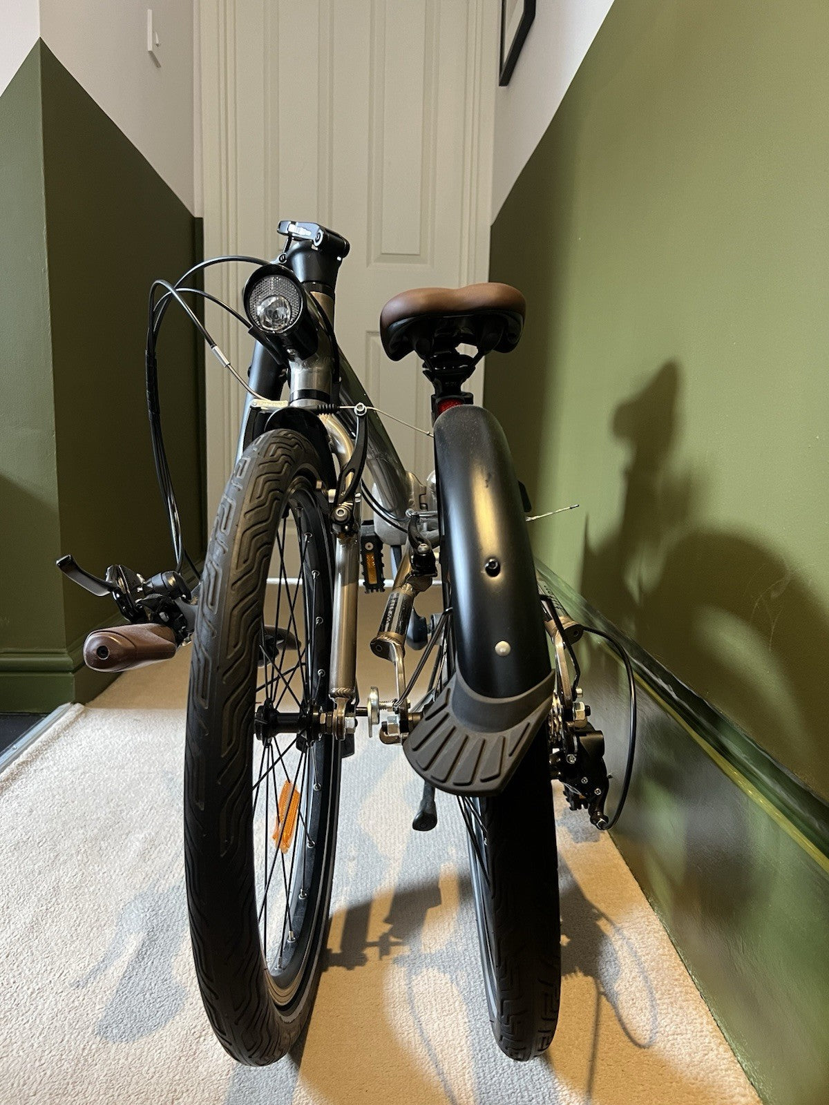 Decathlon BTwin Tilt 900 folding bike, 12kg aluminium, 9 speed (560 predecessor)