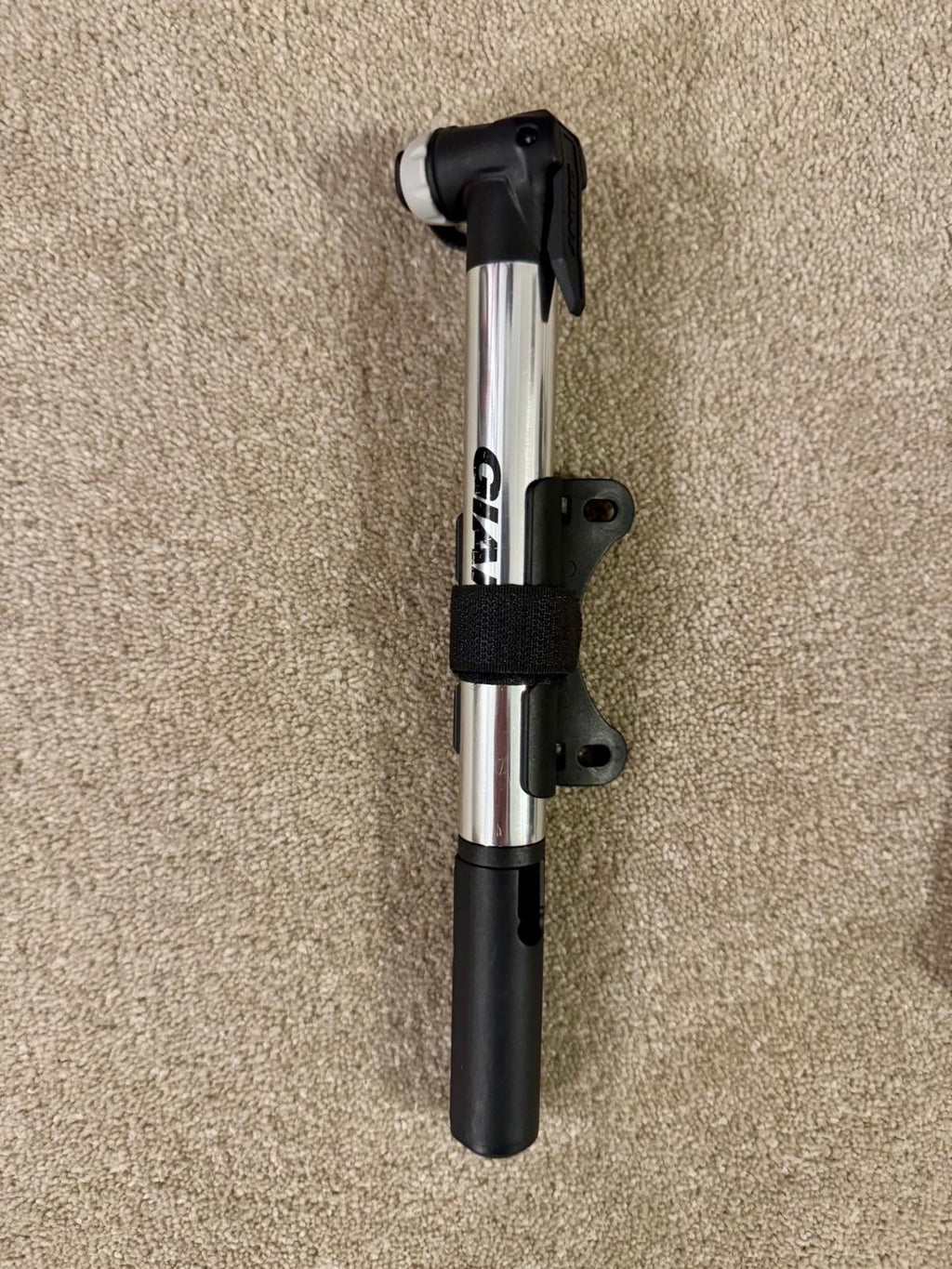 Oxylane Tilt 500 Folding Bike 6 Gears With Cover ,pump & Lock