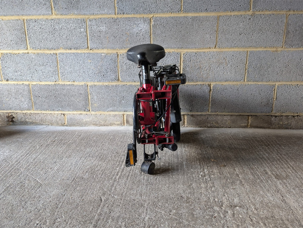 Batavus Easy Travel Folding Bike w/ Torpedo 3