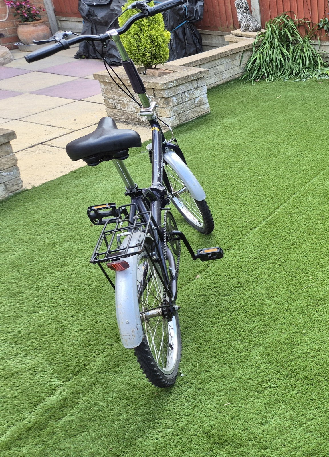 Apollo Folding Bike Black/Silver Flat Bar w/ Rear Rack, Mudguards, Reflectors
