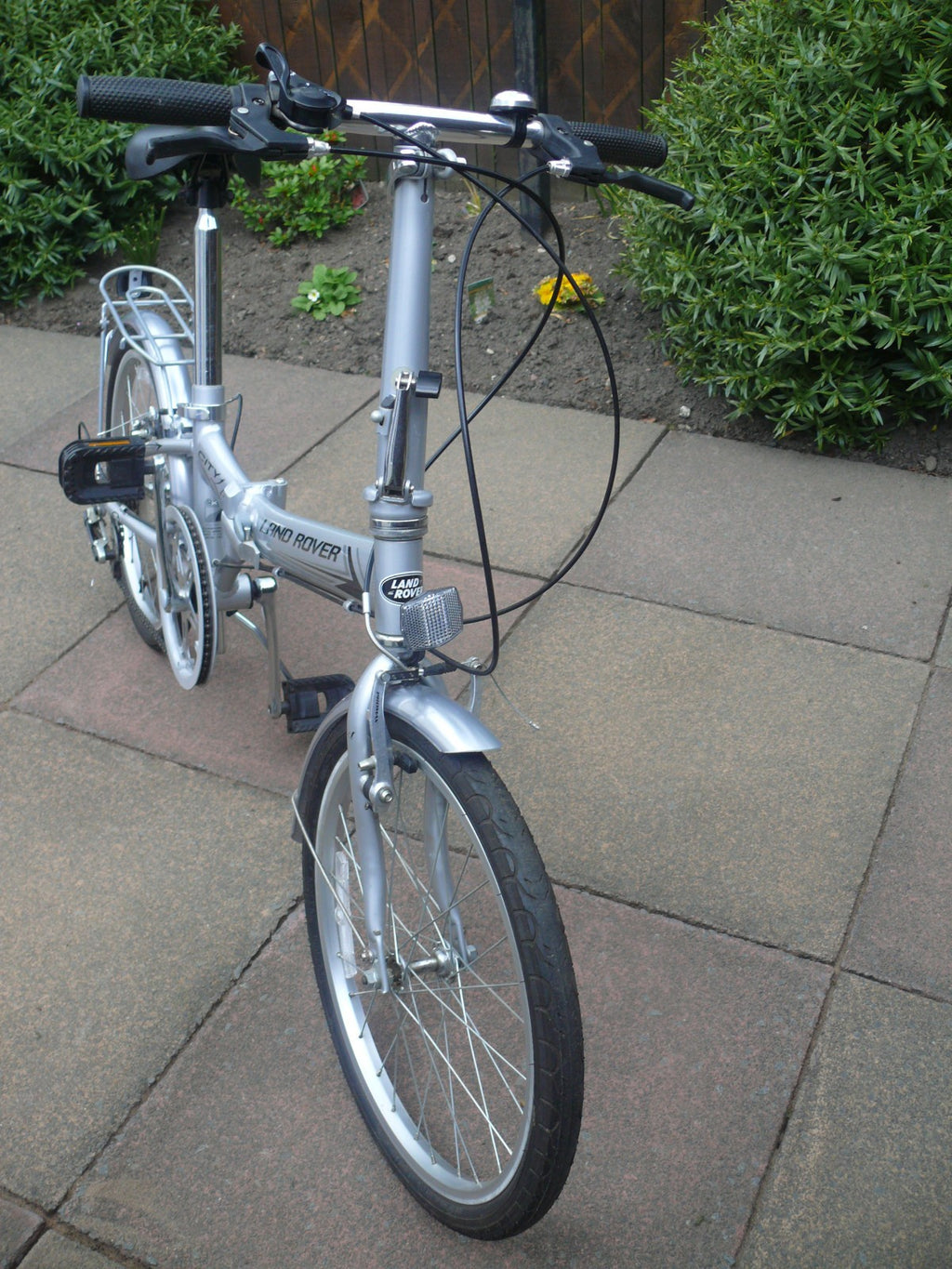 Land Rover City Lite Folding Bike 6 Speed , Aluminium Frame & Carry Bag Rake