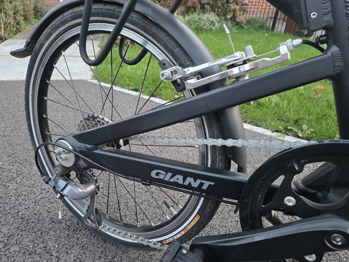 Giant Halfway Folding Bike 20'' Wheels