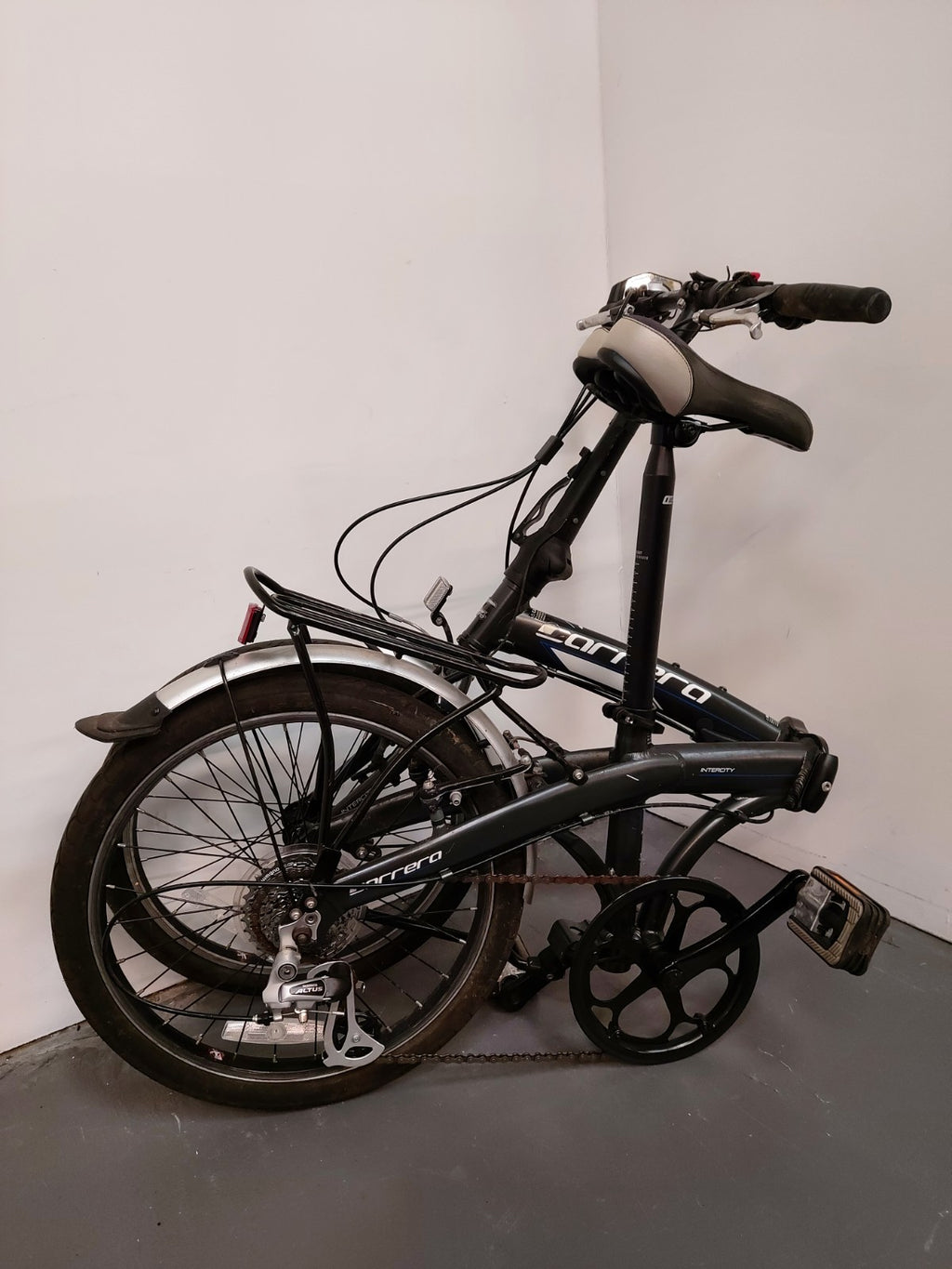 Carrera Intercity Folding Bike Unisex, 8 Gears, 20" Wheels COLLECT FROM BN9 0AD