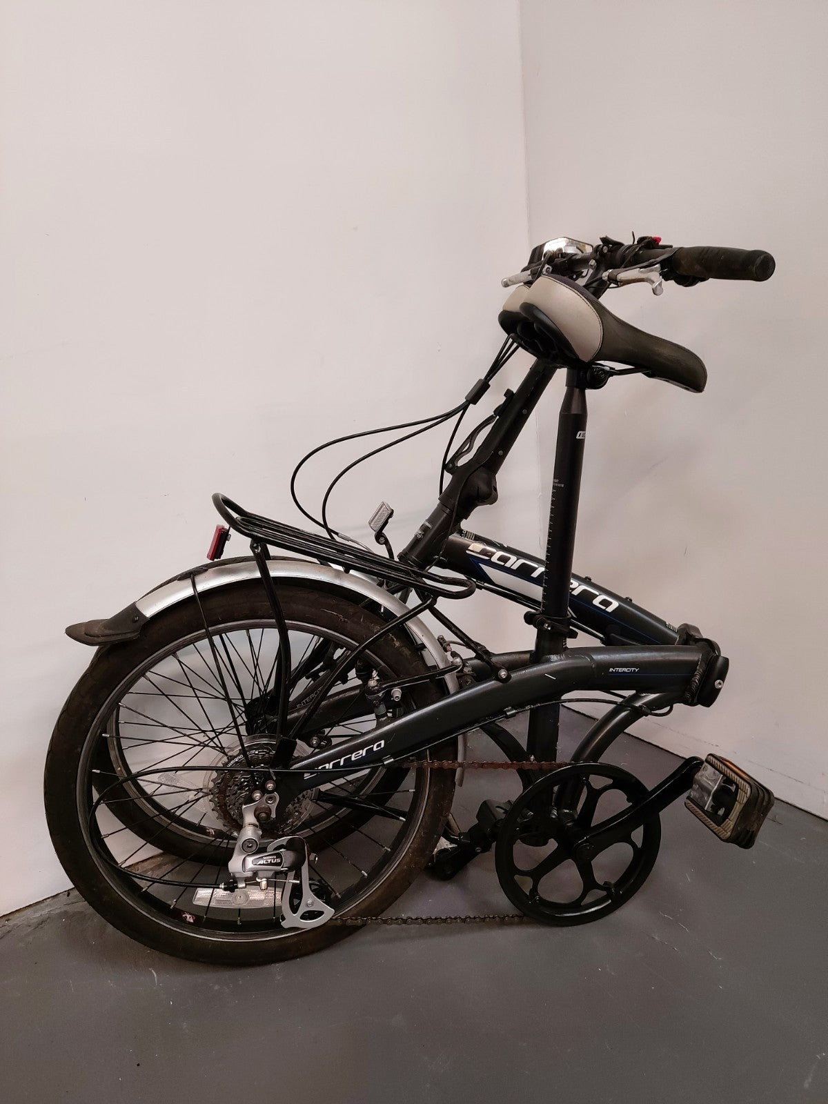 Carrera Intercity Folding Bike Unisex, 8 Gears, 20" Wheels COLLECT FROM BN9 0AD