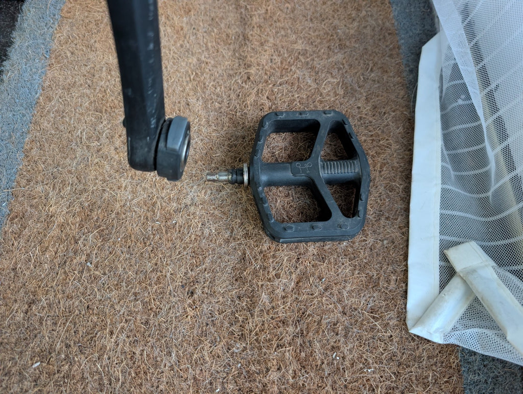 Brompton G Line with Optional Extras. 20" Rims, Green, 8-Speed, Rack, Mudguards