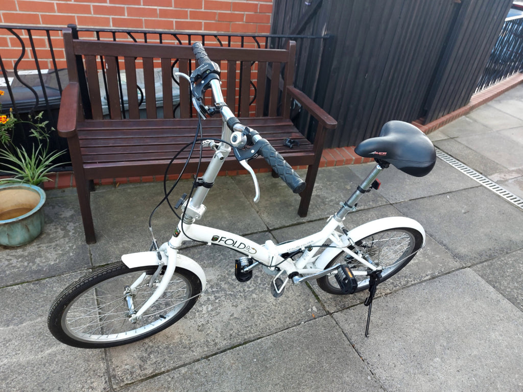 Saxon FoldUp Leisure Folding White Bike 20” Wheels. Avenir Comfort Plus Saddle.