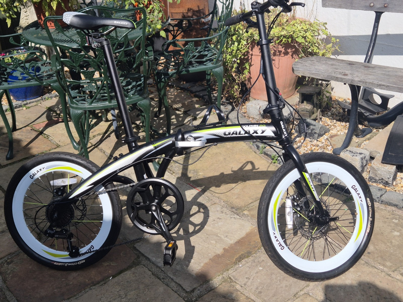 Galaxy Dolphin 2.0 20" folding Bike Shimano 7 Speed Disc Brakes Trinx Used Once