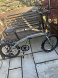 Raleigh Two Two Folding Bike 20" Aluminium Frame, 7-Speed Rear Rack Stand