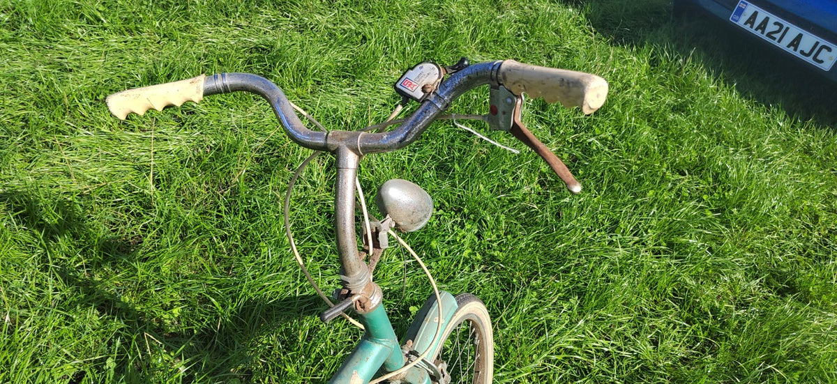 Vintage Hercules Compact Fold Up Bike .. restoration/parts ….See Description