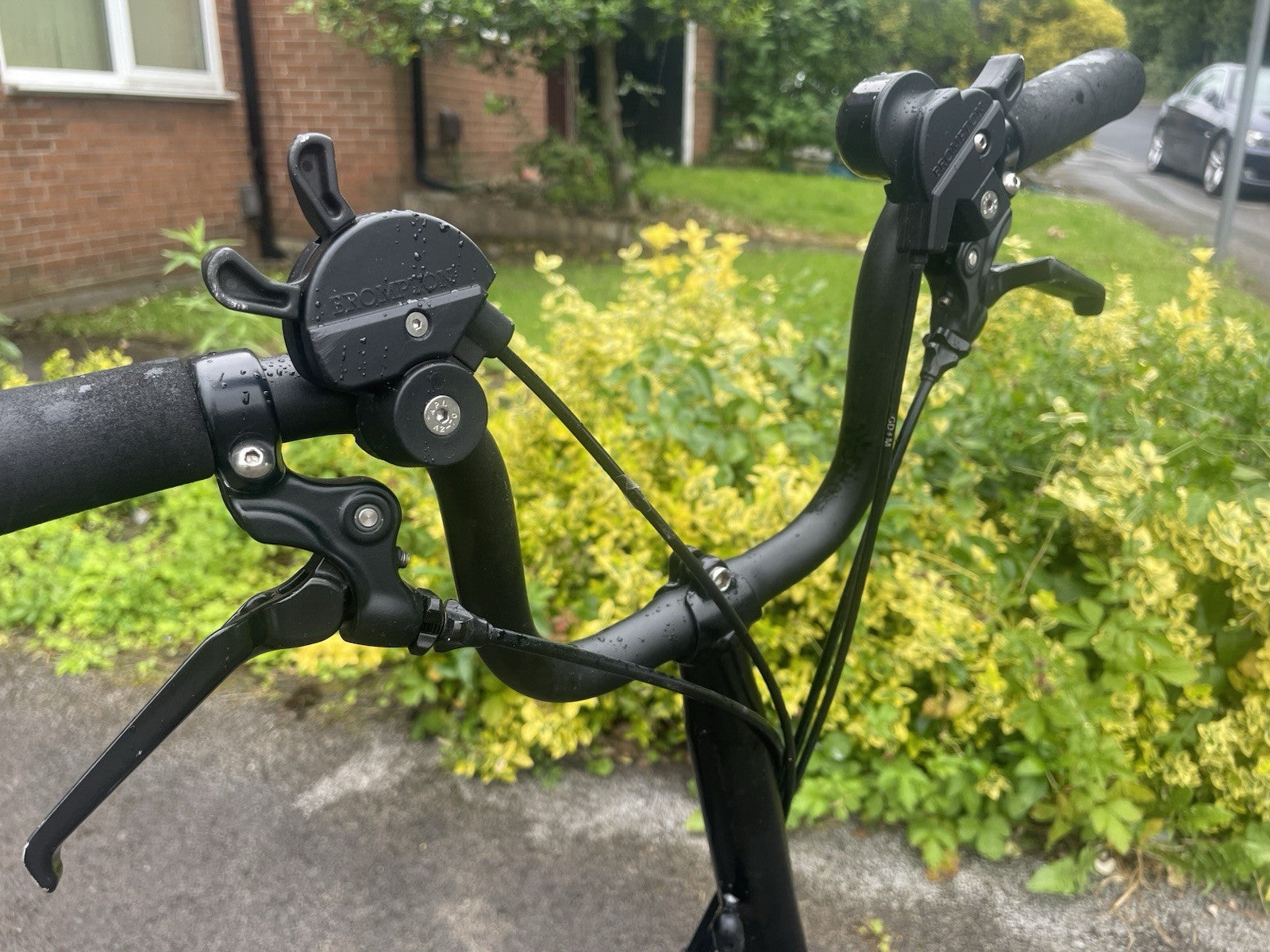 Brompton C Line Explore 6-Speed Black Edition with Mid-Handle Bars 🌏📦
