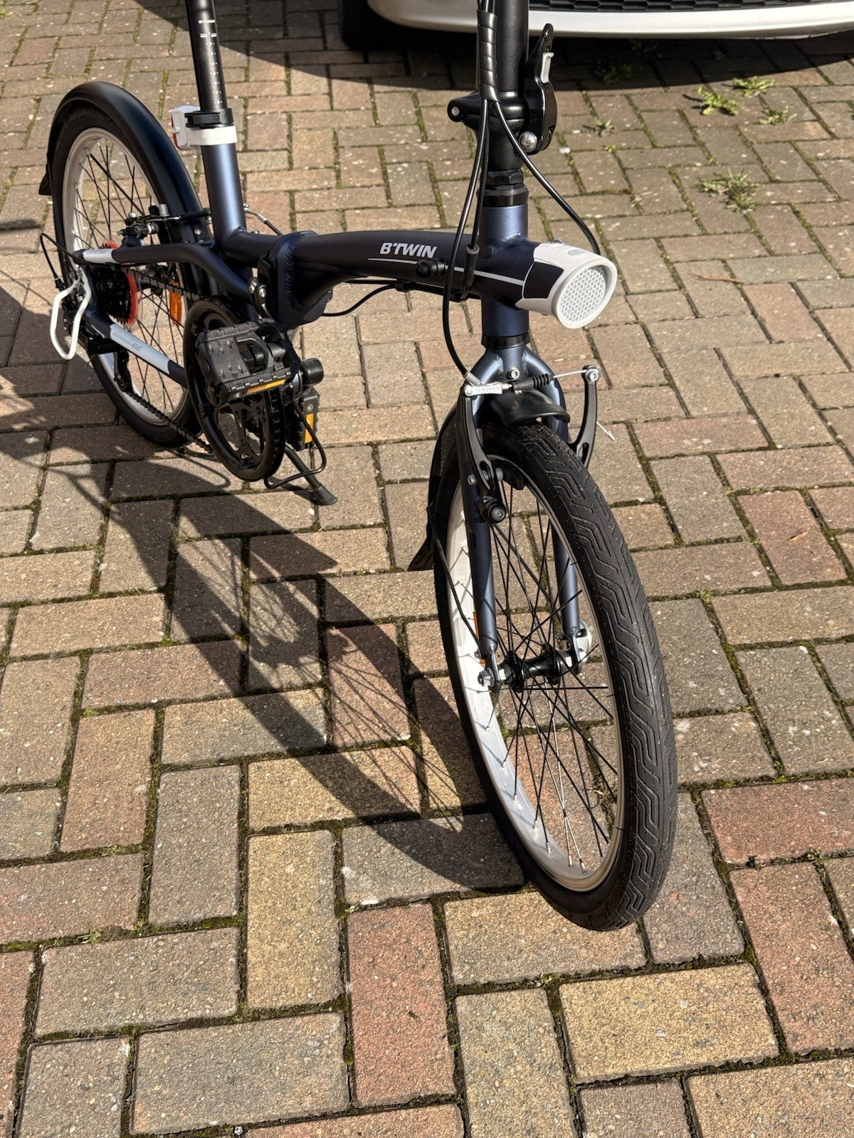 BTWIN Tilt 500 Folding Bike Blue, from Decathlon, Has Minimal Usage