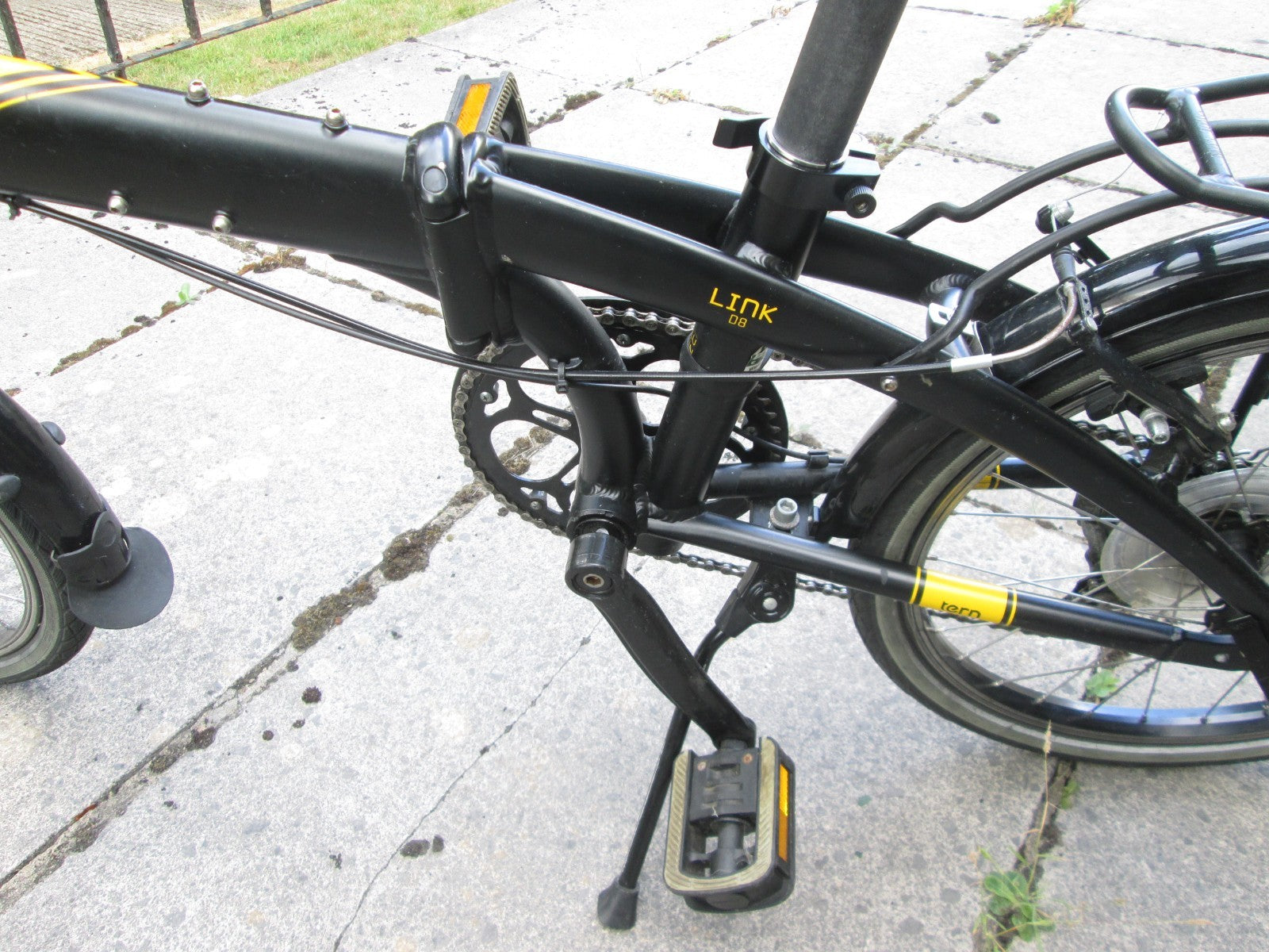 TERN LINK D8 FOLDING BIKE