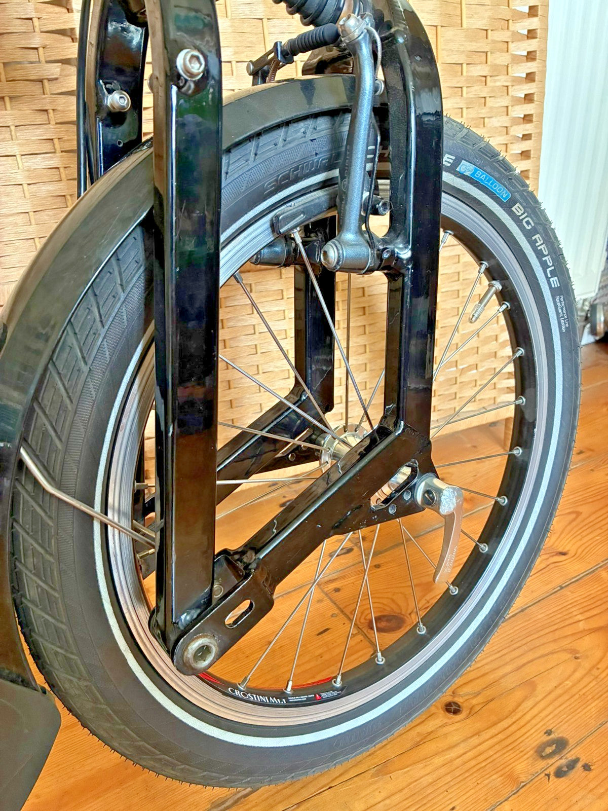 Birdy City 8 Speed Nexus Folding Bike