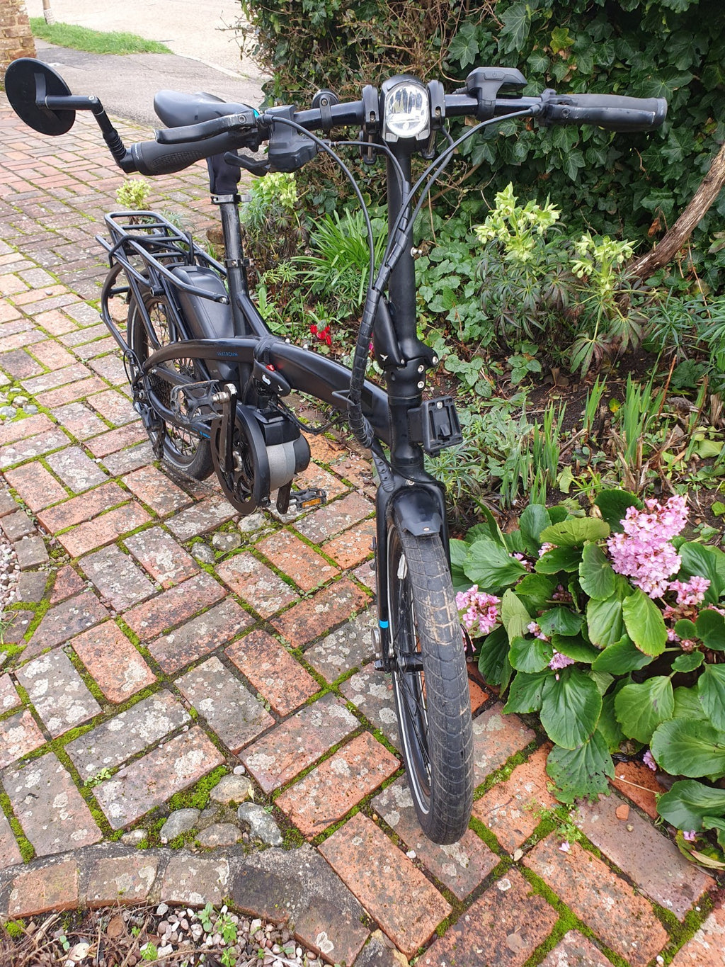 Tern Vektron S10 400 2018 model good condition