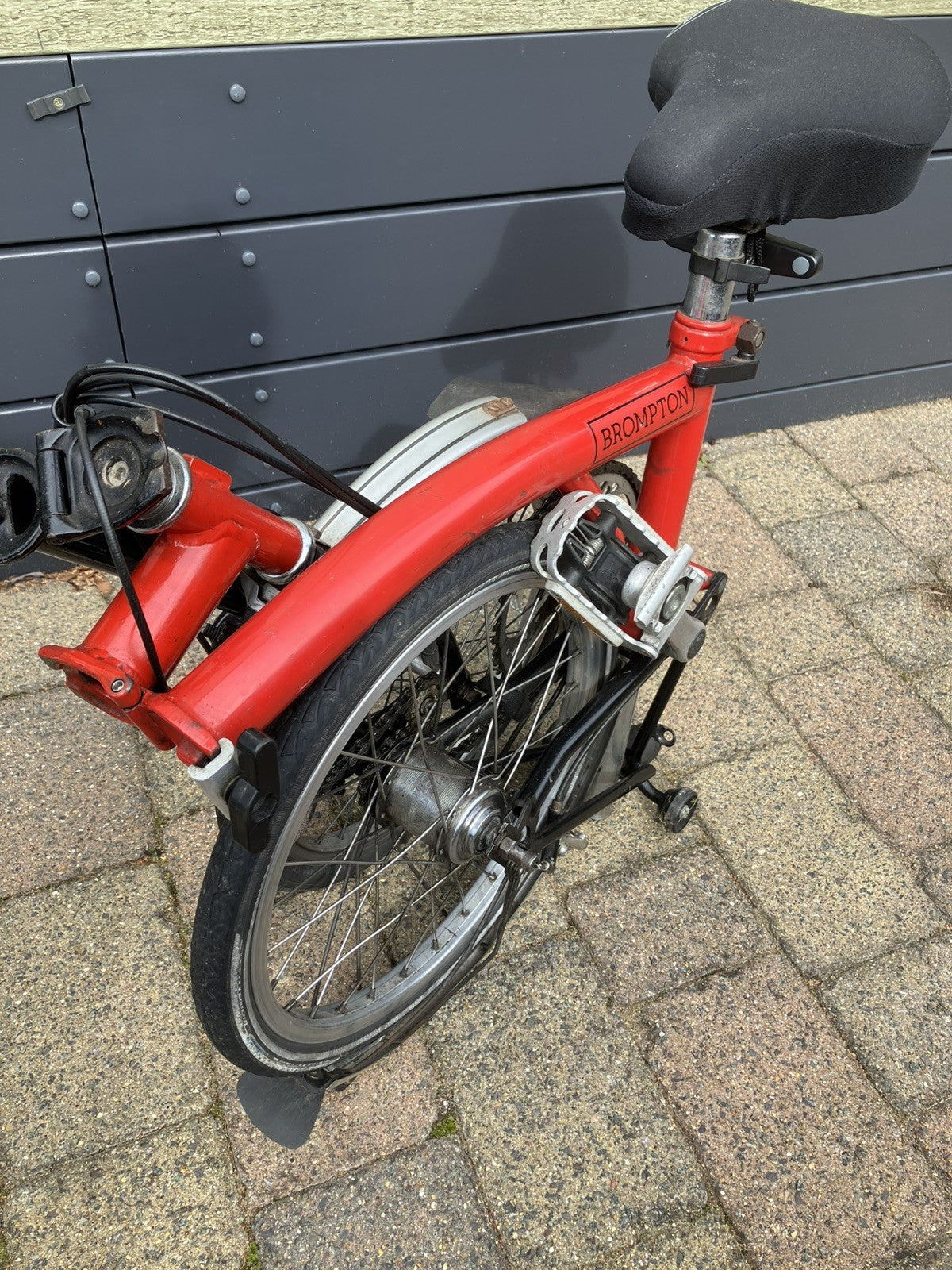 Brompton M6L Folding Bike Red