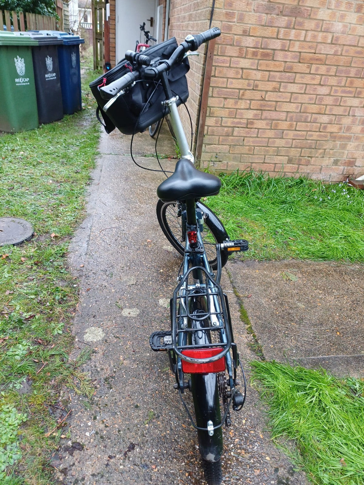 Ammaco Pakka Lite Folding Bike 20'' silver blue lightweight alloy folder