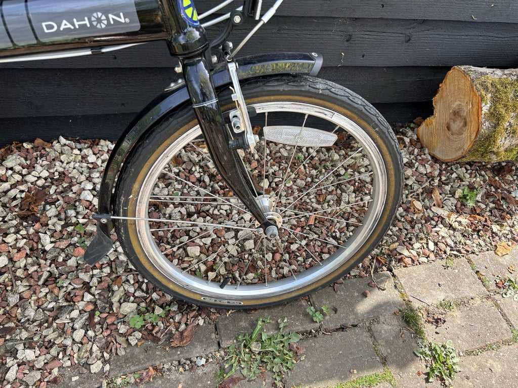 Dahon 4130 Folding Bike 7-Speed with Storage Bag