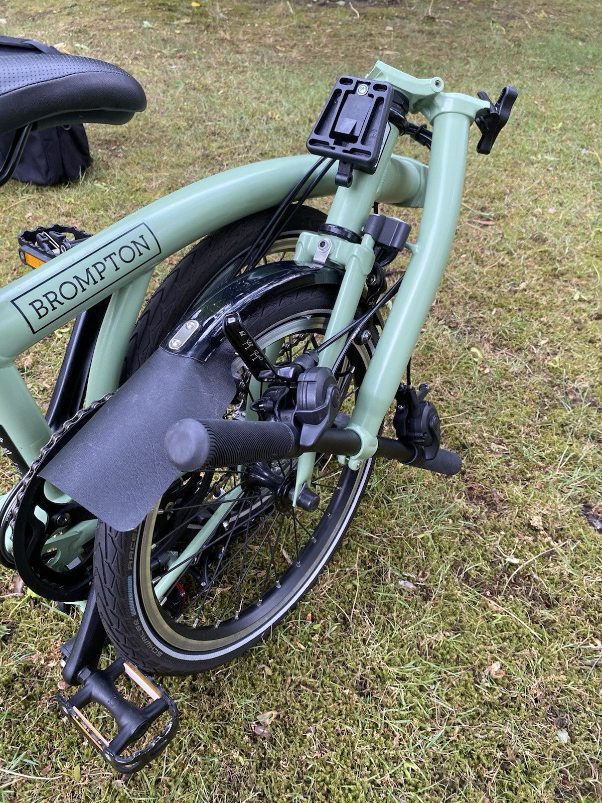 Brompton C-line 6-speed in Matcha Green (discontinued)
