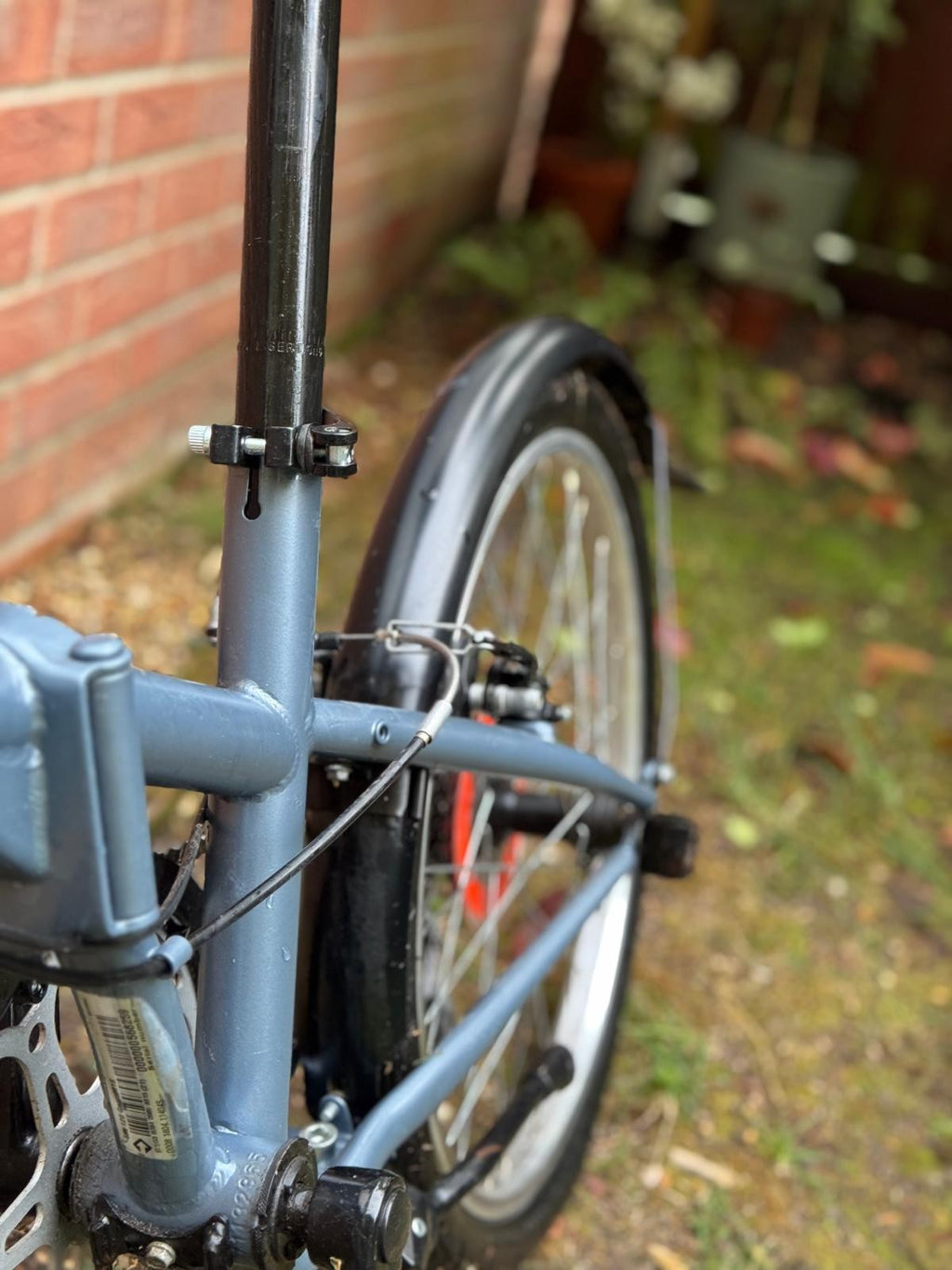 B'Twin Tilt 120 folding bike