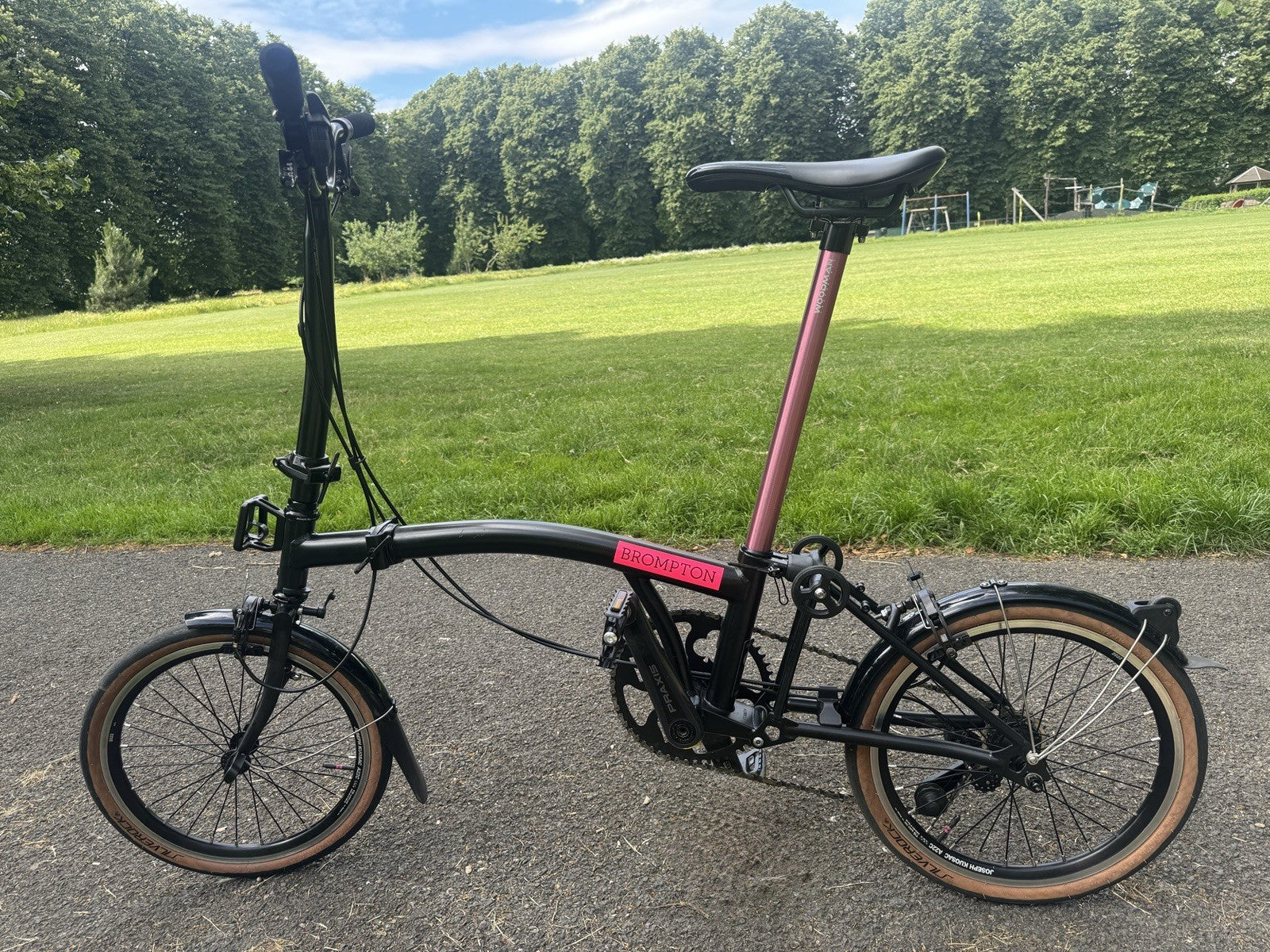 Brompton P-line 4 Speed  Custom Wheels  Carbon / Titanium Parts  Black 9kg