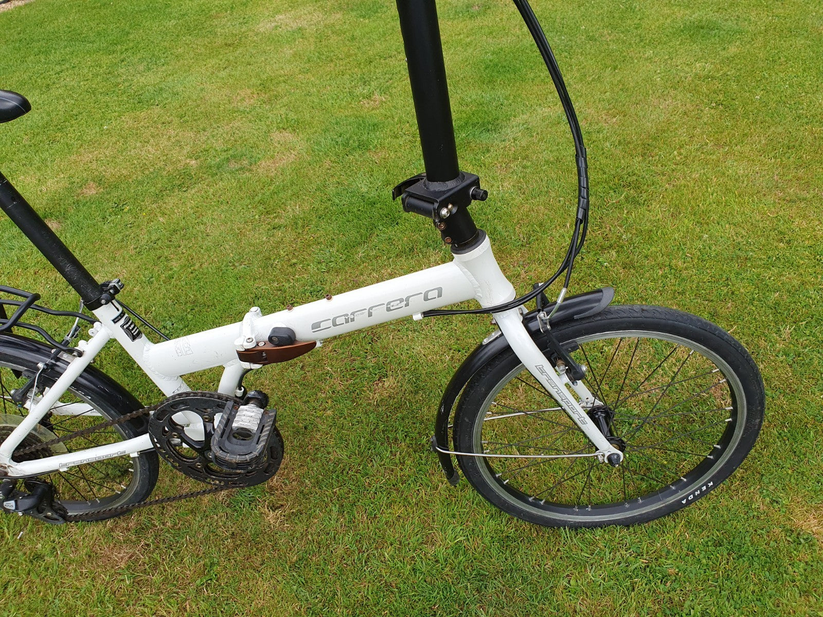 Carrera Transport 8-Gear Folding Lightweight Aluminium Bicycle