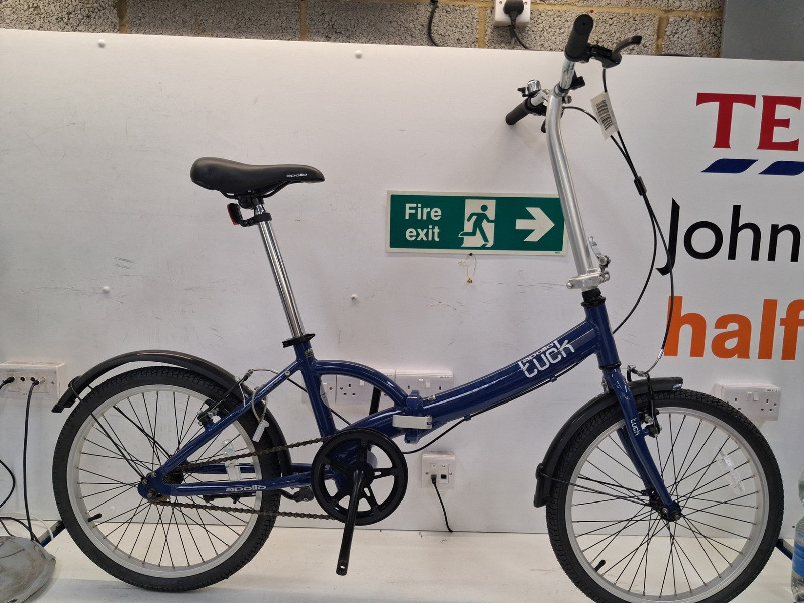 Apollo Tuck Single Speed 20'' Wheel One-Size Lightweight Folding Bike Blue A
