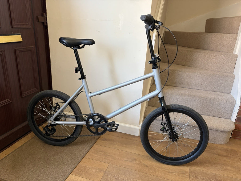 Mini Velo Folding Bike (Challenge Urban Camper) 20” Wheels 6 Speed Commuter