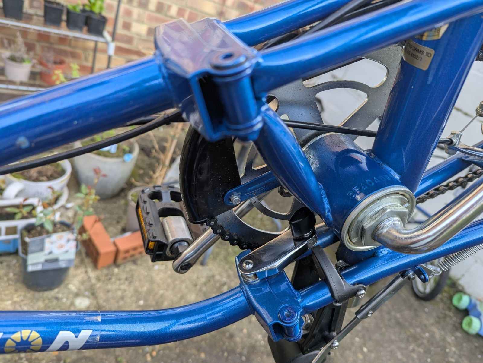 Vintage Dahon Classic III Folding Bike – 3-Speed Sturmey Archer (Blue)
