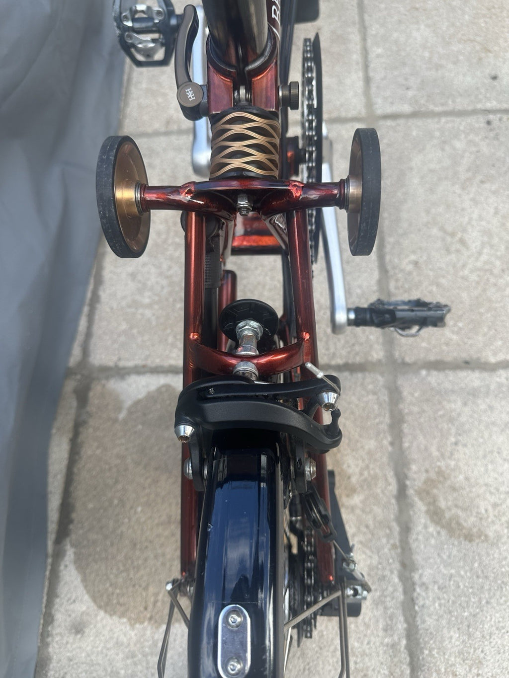Brompton S6L, excellent condition £600+ in upgrades.
