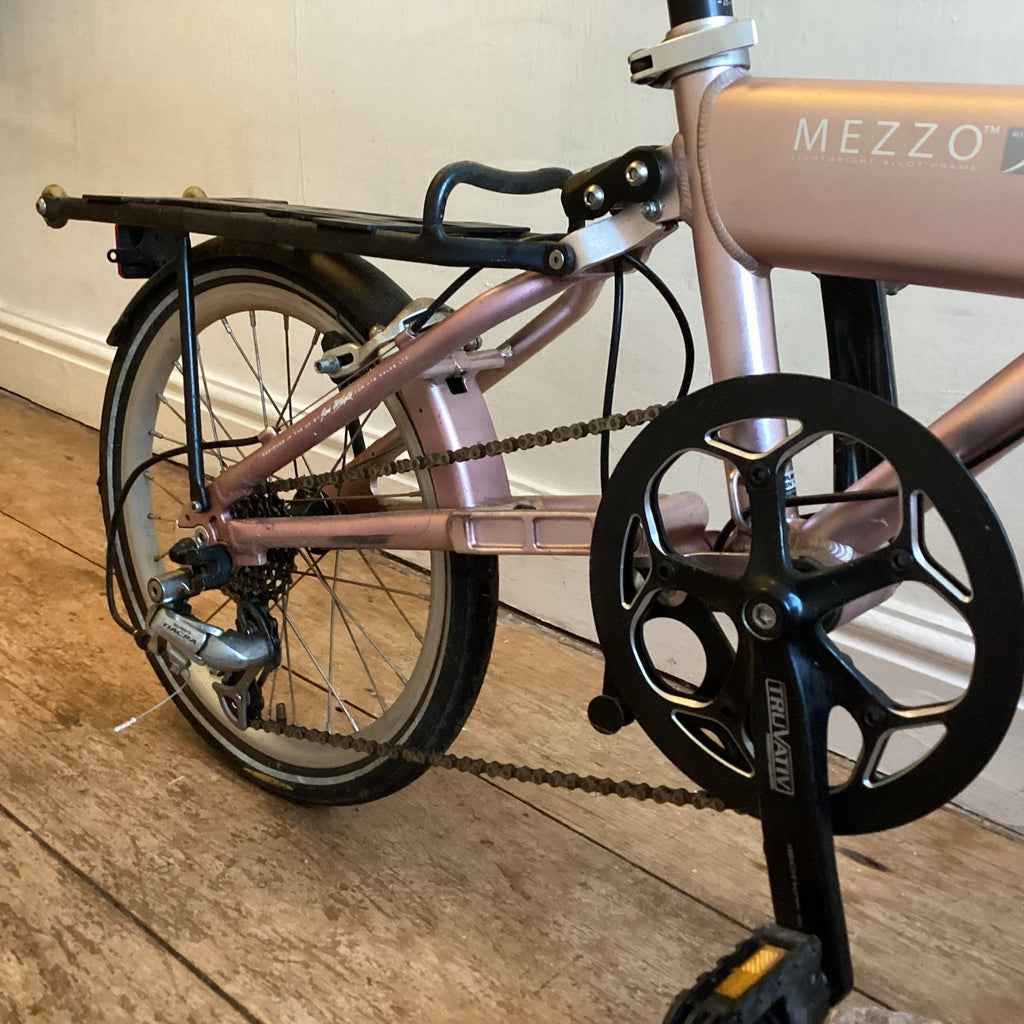 Mezzo Alloy Folding Bike 11~12 Kg Great Pre Owned Condition 9 Gears Barely  Pink