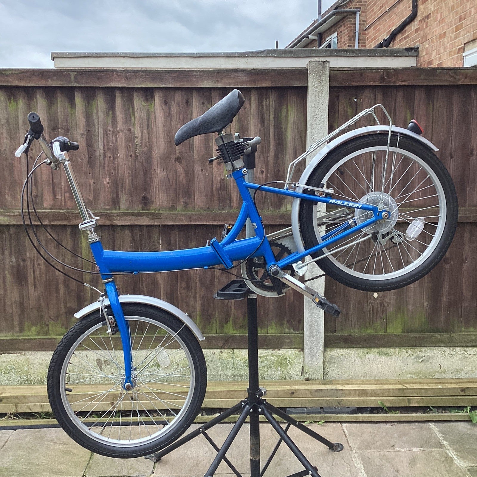 Raleigh Stowaway Steel 6 Speed Folding Bike In Blue - Serviced - 20" Wheels