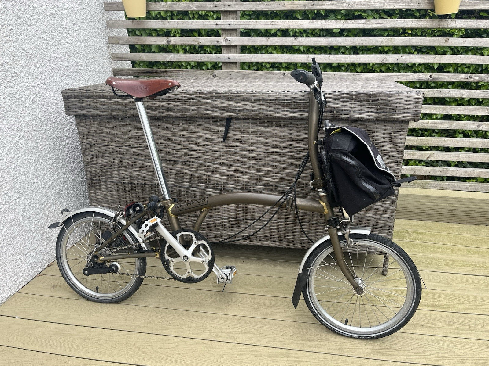 Brompton Folding Bike, Raw Lacquer, Brooks Leather Saddle, Front Bag, Pump, VGC