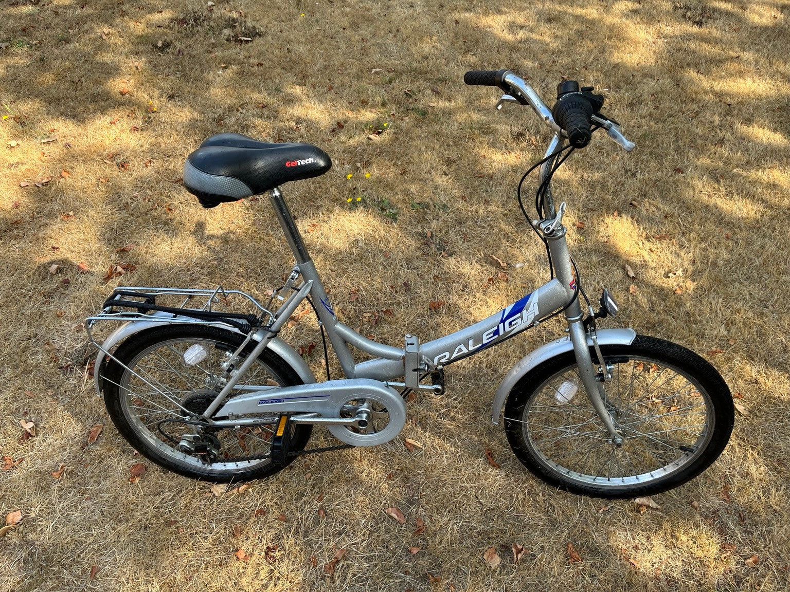 Raleigh FOLD 06 20" Folding Bike 6 Speed Shimano Carry Bag Lock Rear Rack