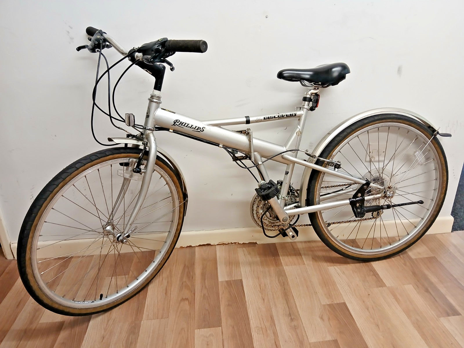 Phillips discovery 26" folding bike 21 Speed Good cond. Serviced. Shop price 60
