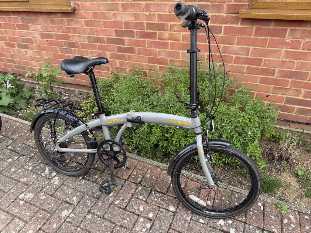 Raleigh Evo 2 (model aka as Evo TWO) Folding Bike 20" wheel
