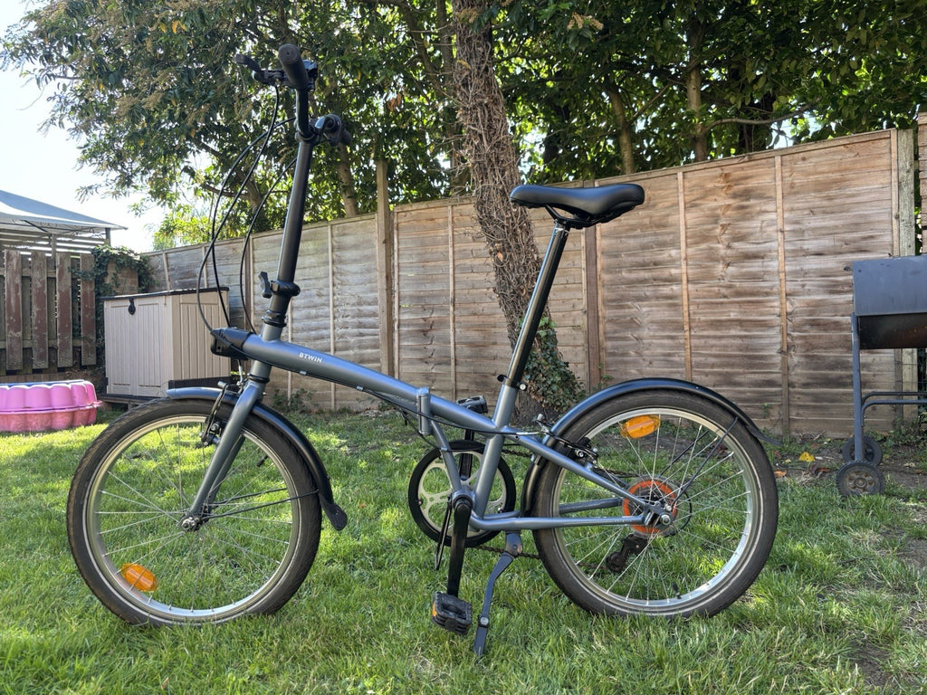 B'TWIN Fold 120 20in Folding Bike 6 Speed Steel Frame Mudguards Kickstand