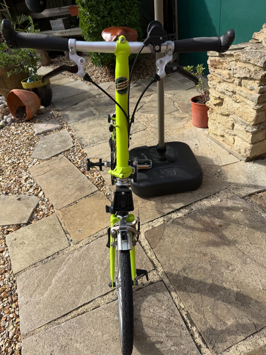 Brompton Bike 2-speed - Green & Black, Brookes saddle, leather accessories,