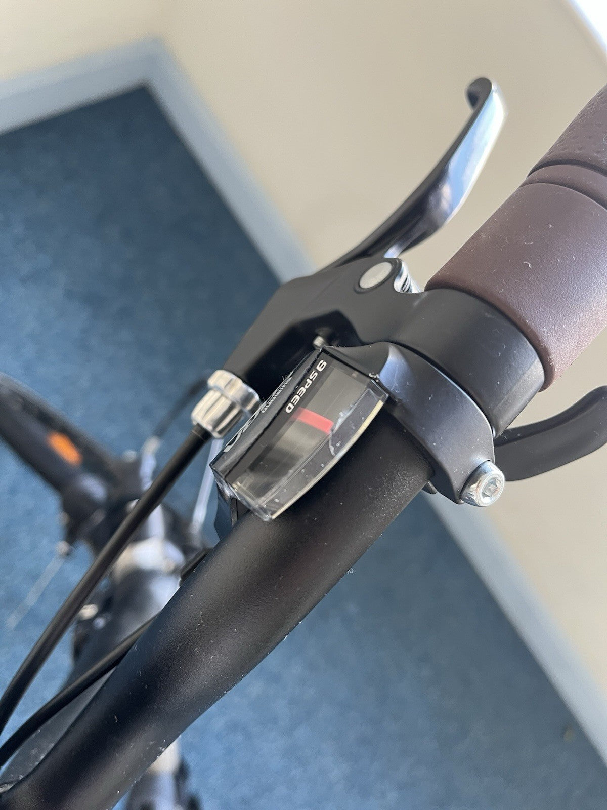 B’TWIN 560 Fold Bike 20in 9-Speed - includes lights, phone holder and pump